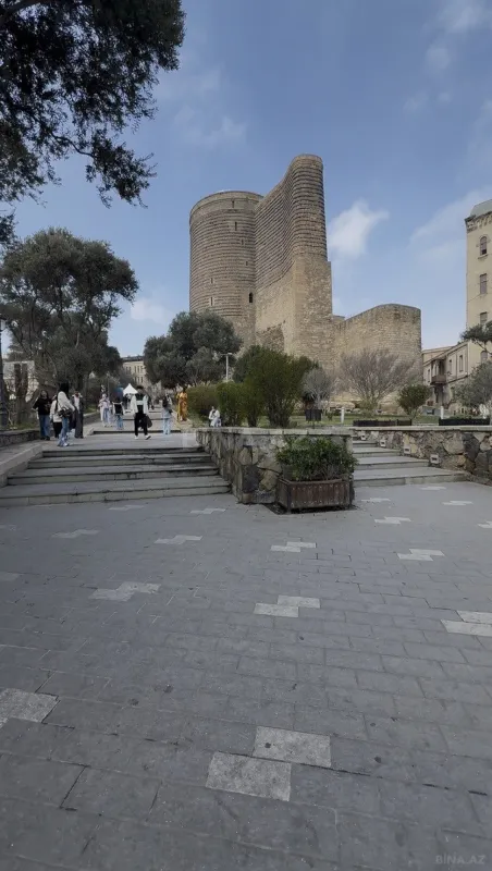 Satılır 2 otaqlı mənzil 55 m²