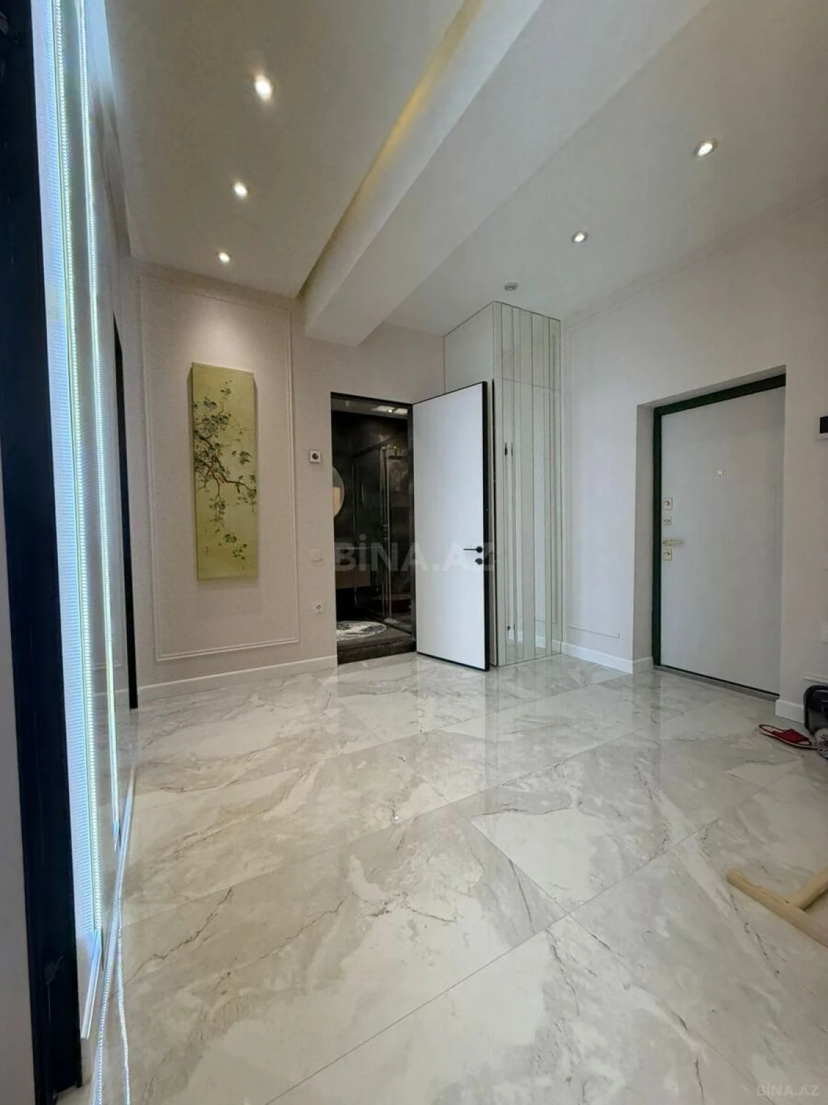 Kirayə verilir 3 otaqlı mənzil 110 m²