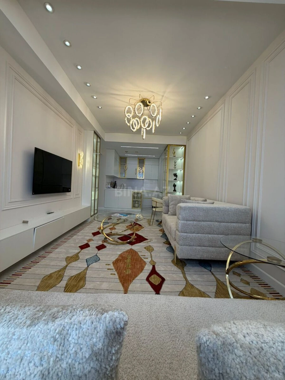 Kirayə verilir 3 otaqlı mənzil 110 m²