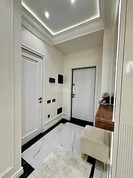 Satılır 3 otaqlı mənzil 113.7 m²