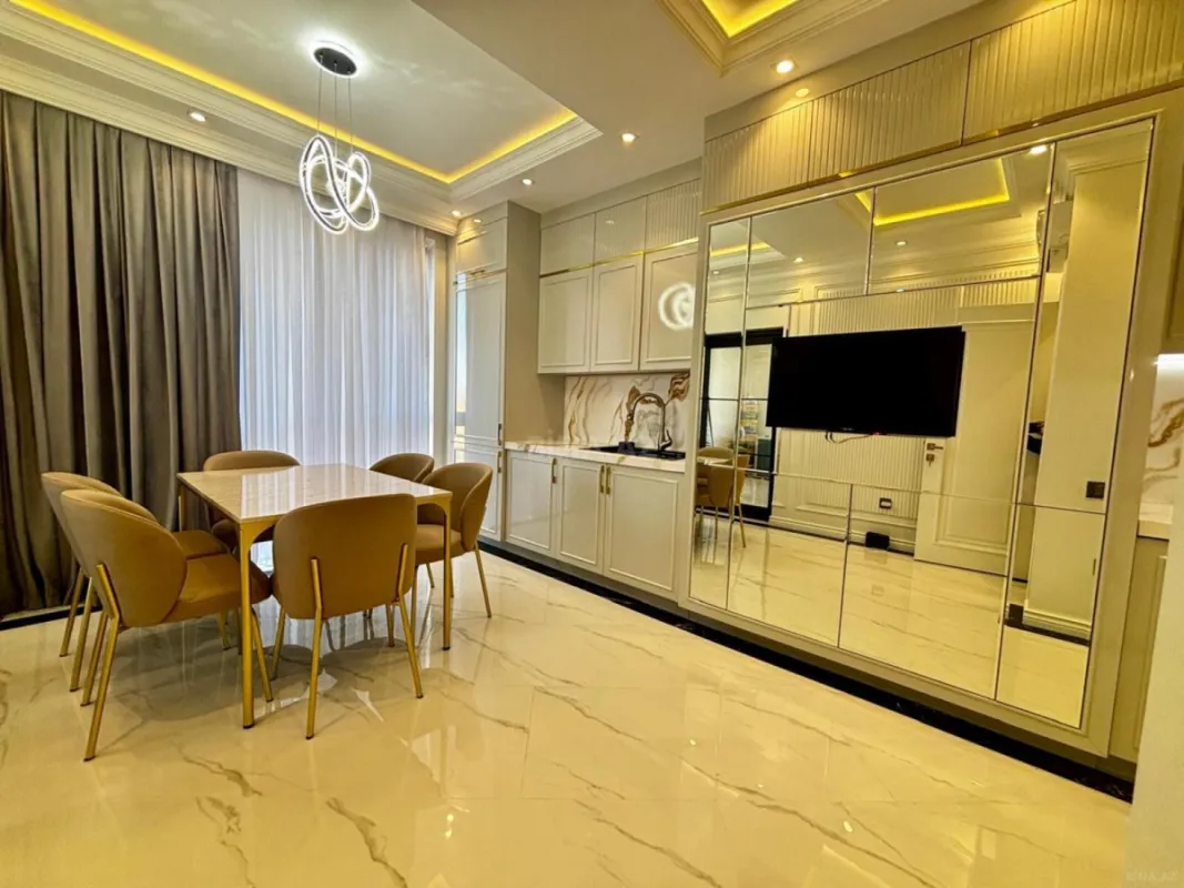 Satılır 3 otaqlı mənzil 113.7 m²
