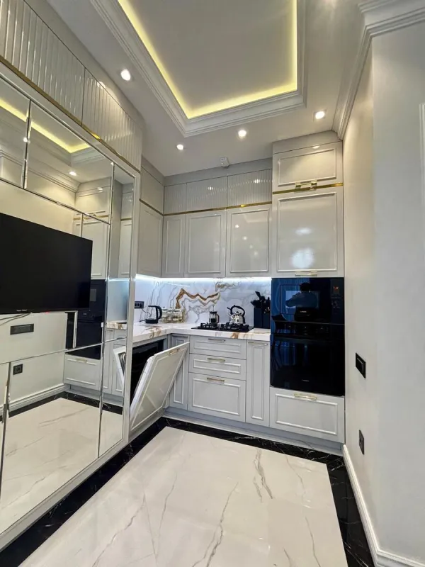 Satılır 3 otaqlı mənzil 113.7 m²