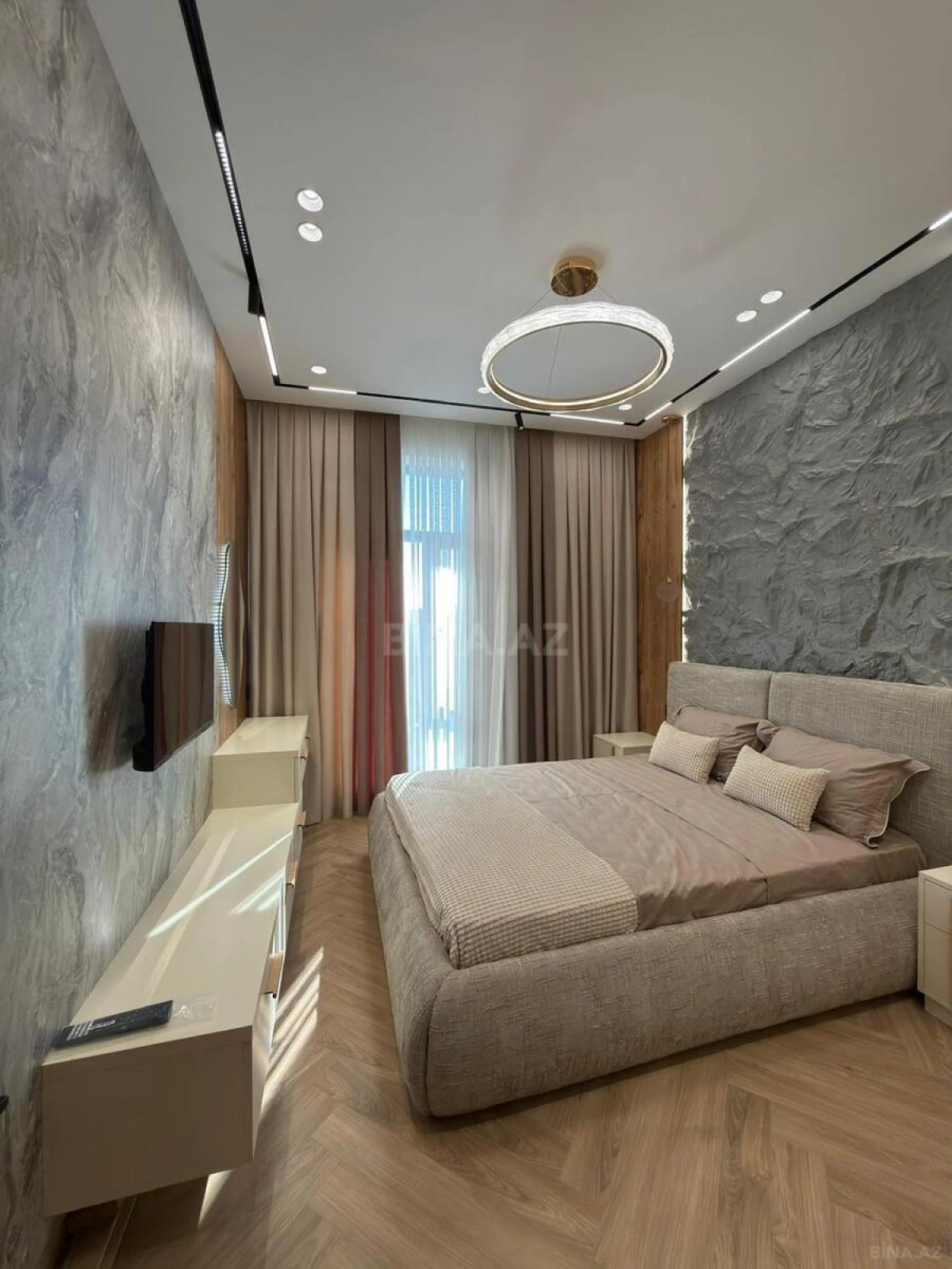 Satılır 2 otaqlı mənzil 86 m²