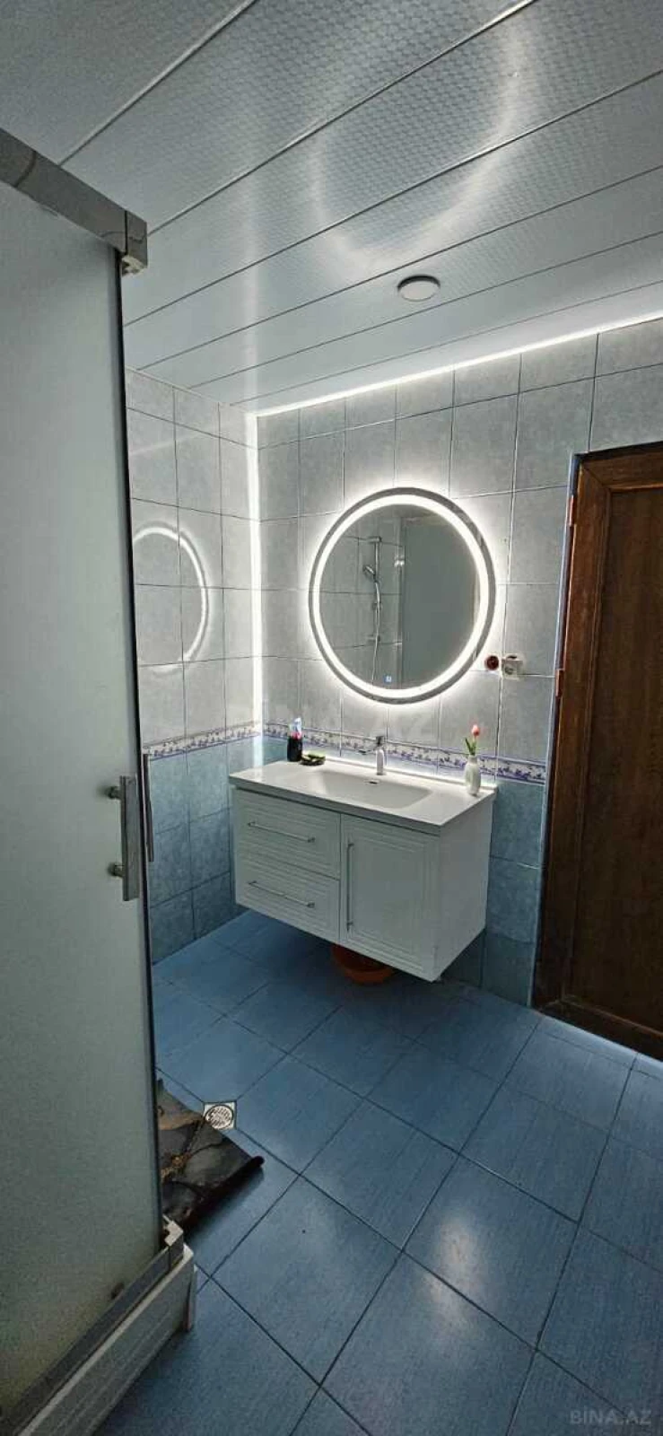 Kirayə verilir 2 otaqlı mənzil 87 m²