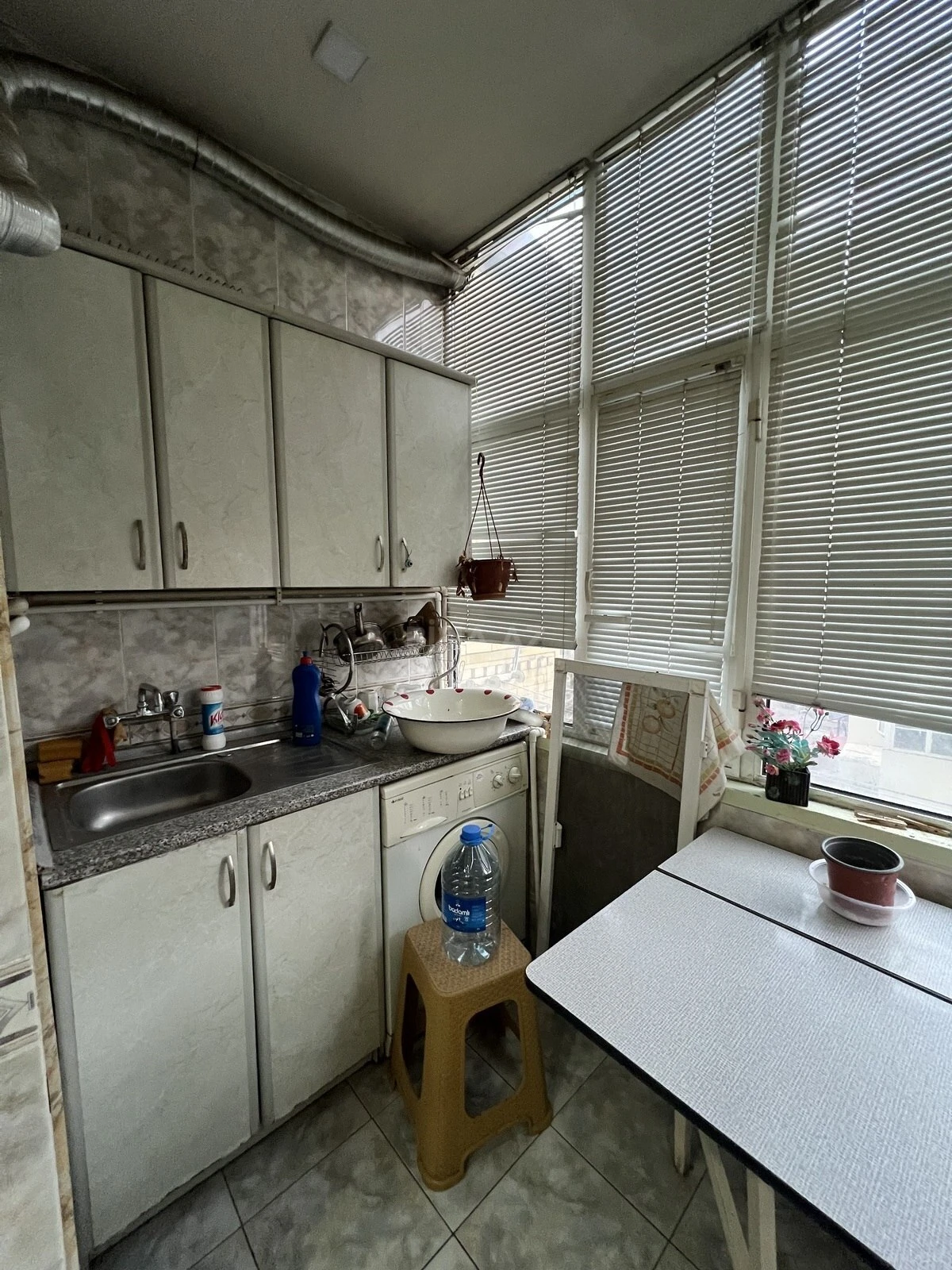 Kirayə verilir 2 otaqlı mənzil 50 m²