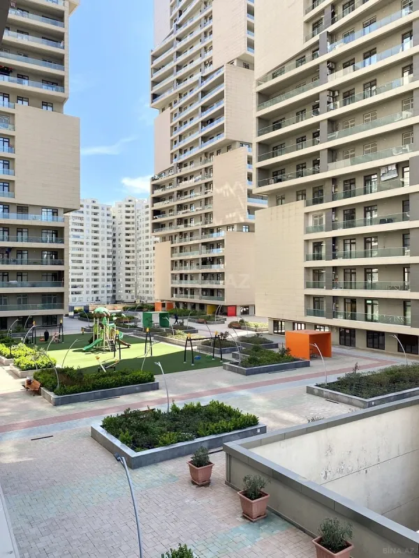 Kirayə verilir 2 otaqlı mənzil 65 m²