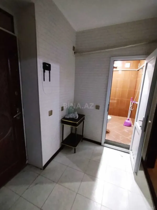 Satılır 2 otaqlı mənzil 30 m²