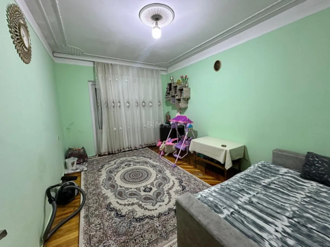 Satılır 2 otaqlı mənzil 60 m²