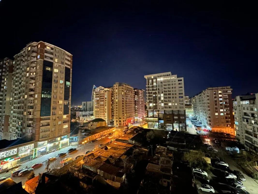 Satılır 2 otaqlı mənzil 60 m²