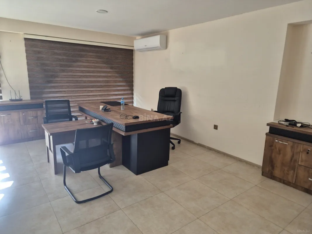 Kirayə verilir 2 otaqlı ofis 70 m²