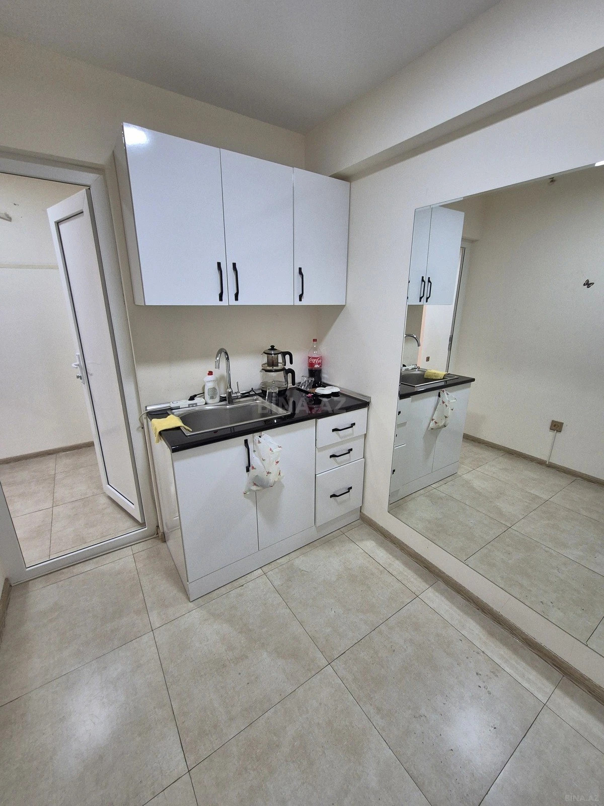 Kirayə verilir 2 otaqlı ofis 70 m²