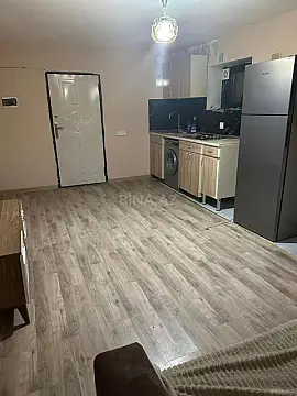 Kirayə verilir 2 otaqlı mənzil 75 m²
