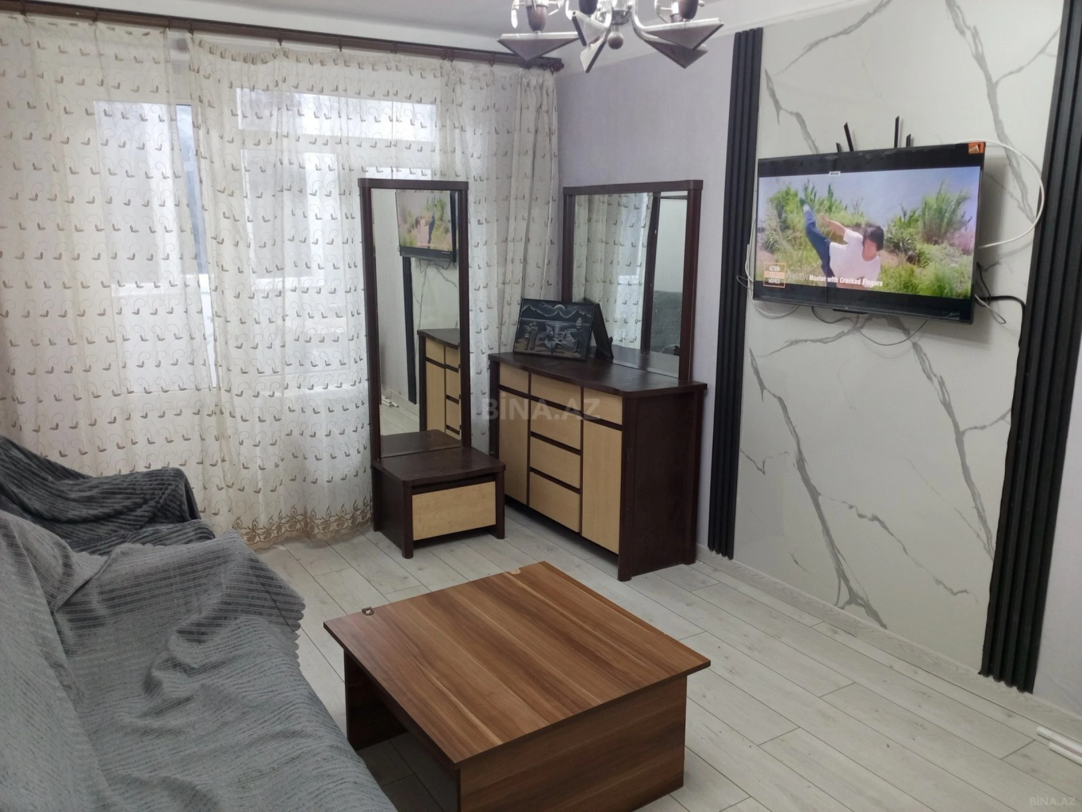 Kirayə verilir 2 otaqlı mənzil 68 m²