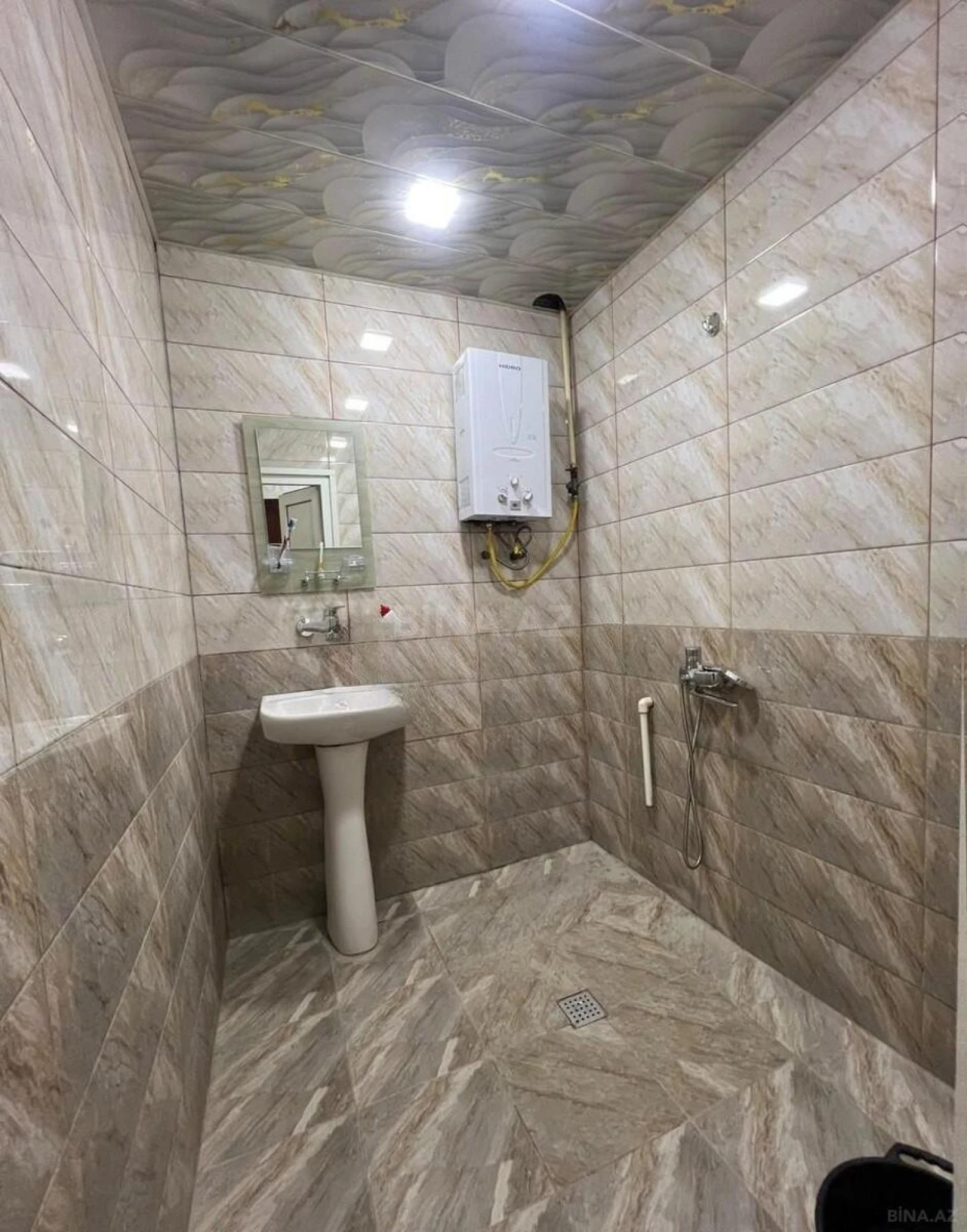 Satılır 2 otaqlı mənzil 48 m²