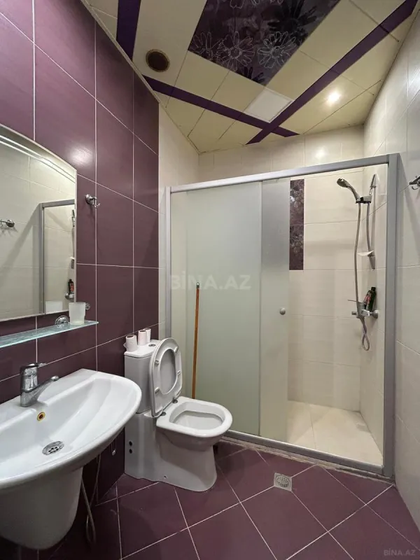 Satılır 3 otaqlı mənzil 158 m²