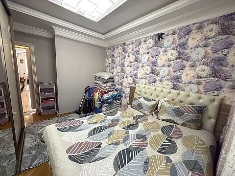 Satılır 2 otaqlı mənzil 60 m²