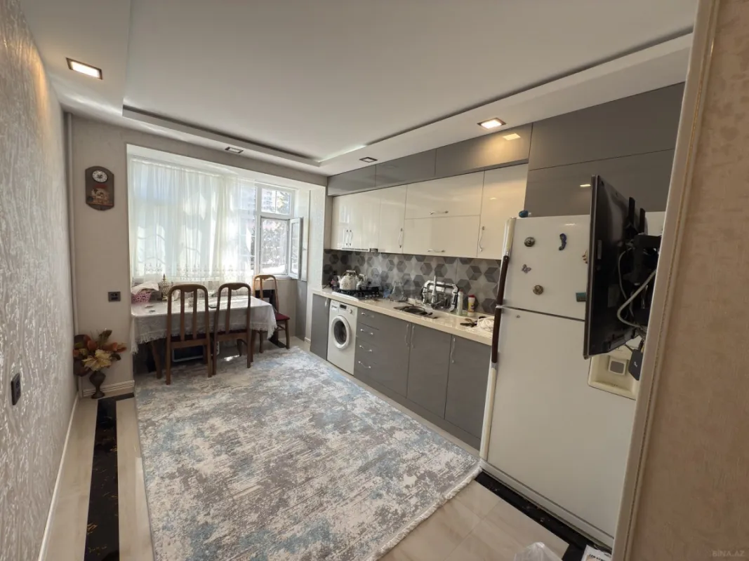 Satılır 2 otaqlı mənzil 60 m²