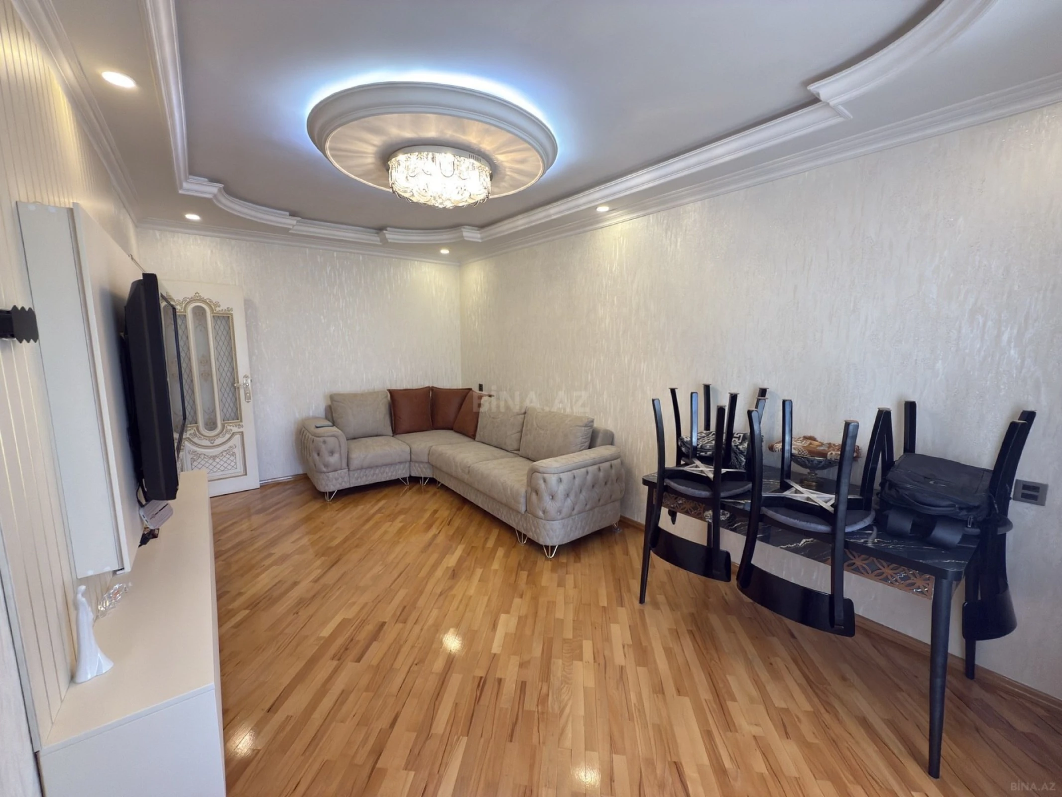 Satılır 2 otaqlı mənzil 60 m²