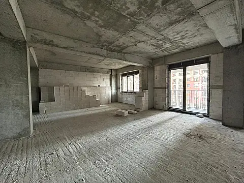 Satılır 3 otaqlı mənzil 170 m²