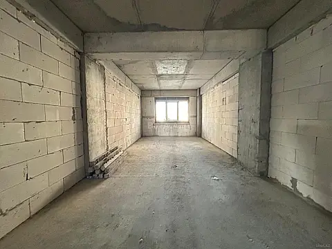 Satılır 3 otaqlı mənzil 170 m²