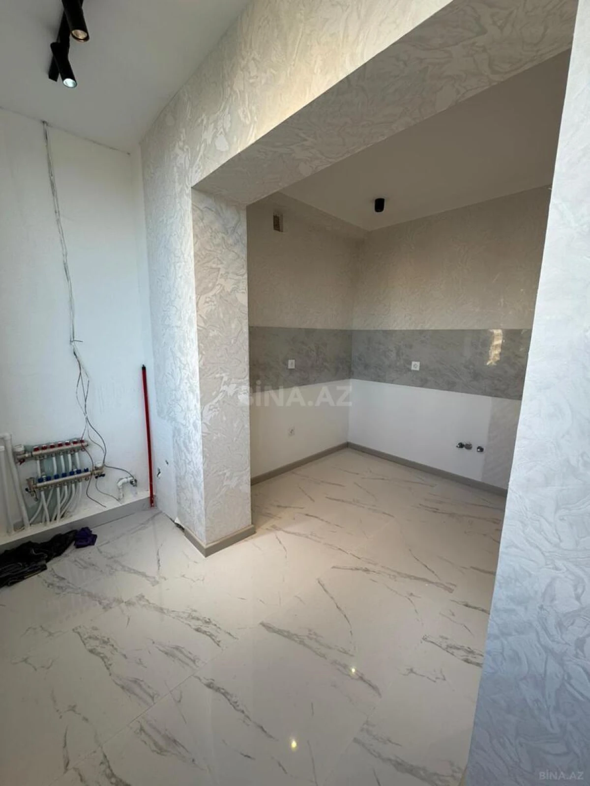 Satılır 2 otaqlı mənzil 60 m²