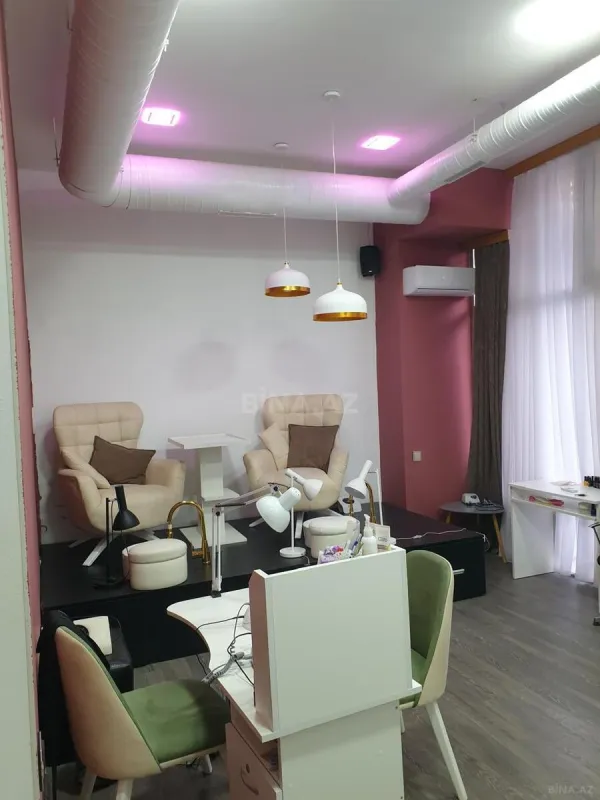 Satılır obyekt 153 m²