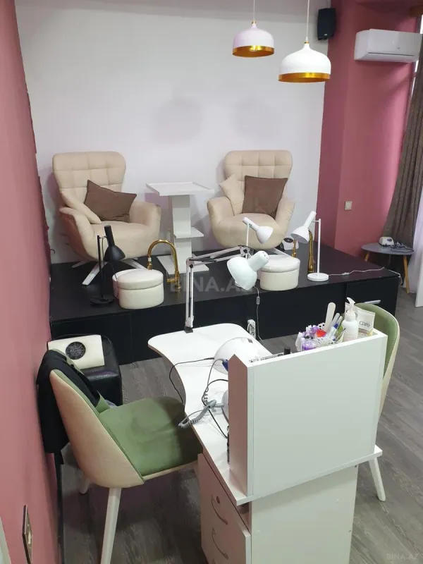 Satılır obyekt 153 m²