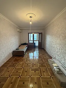 Kirayə verilir 4 otaqlı mənzil 100 m²