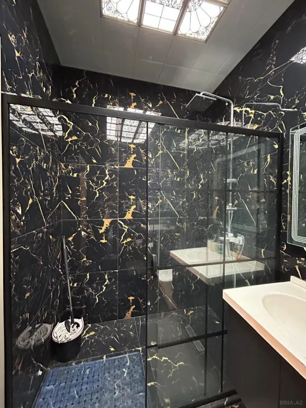 Satılır 3 otaqlı mənzil 115 m²