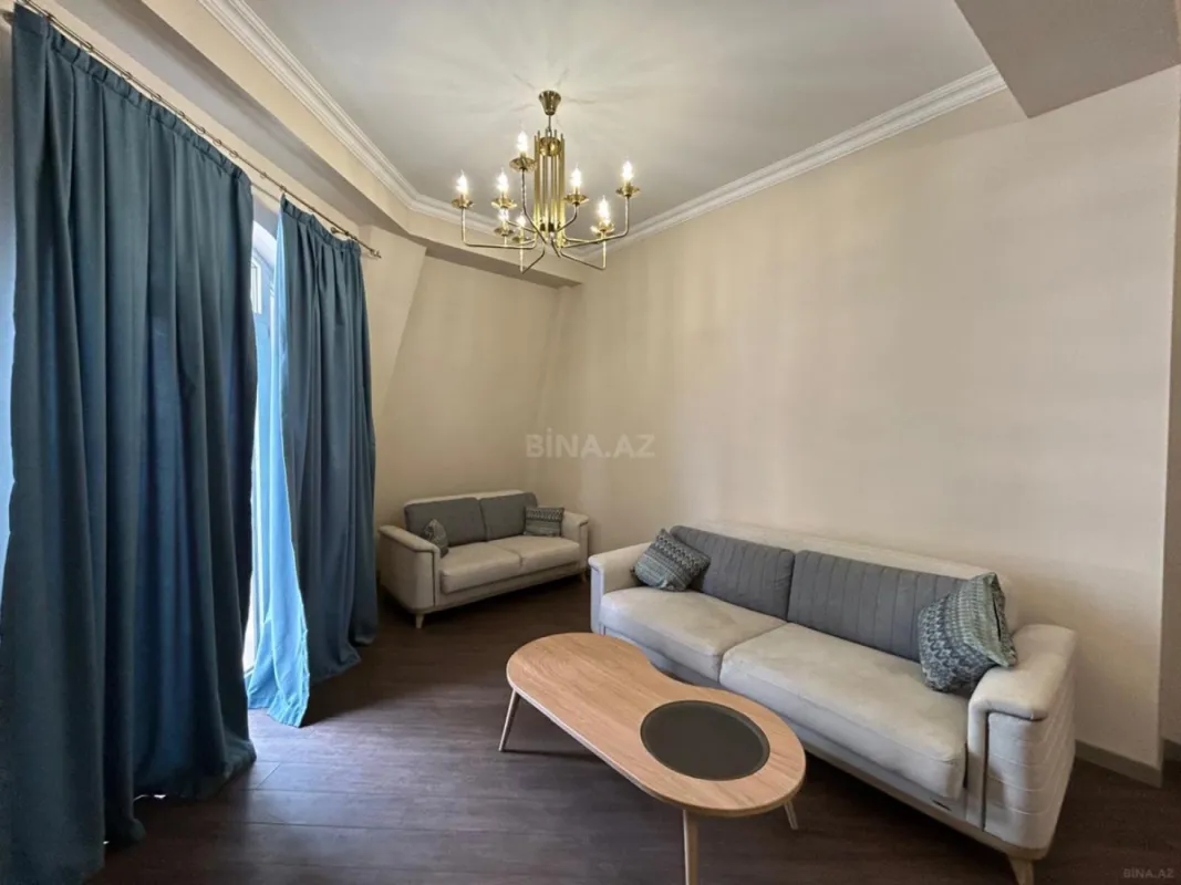 Satılır 3 otaqlı mənzil 115 m²