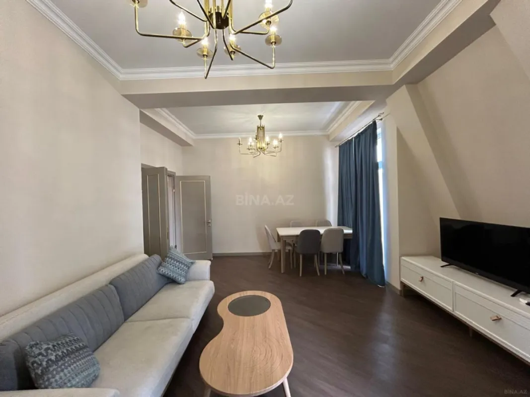 Satılır 3 otaqlı mənzil 115 m²