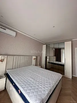 Kirayə verilir 3 otaqlı mənzil 148 m²