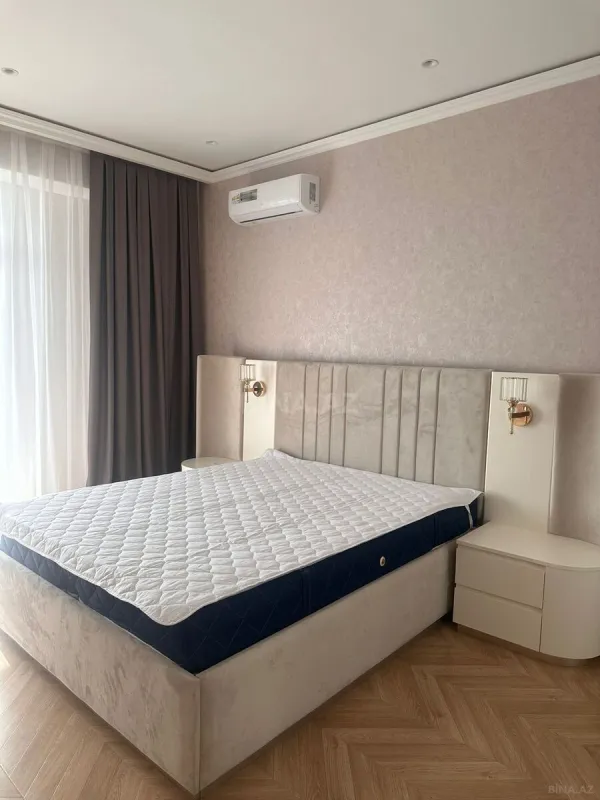 Kirayə verilir 3 otaqlı mənzil 148 m²
