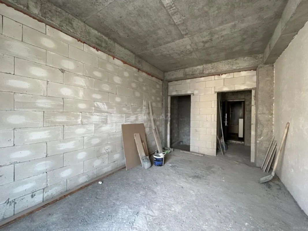 Satılır 3 otaqlı mənzil 123.2 m²