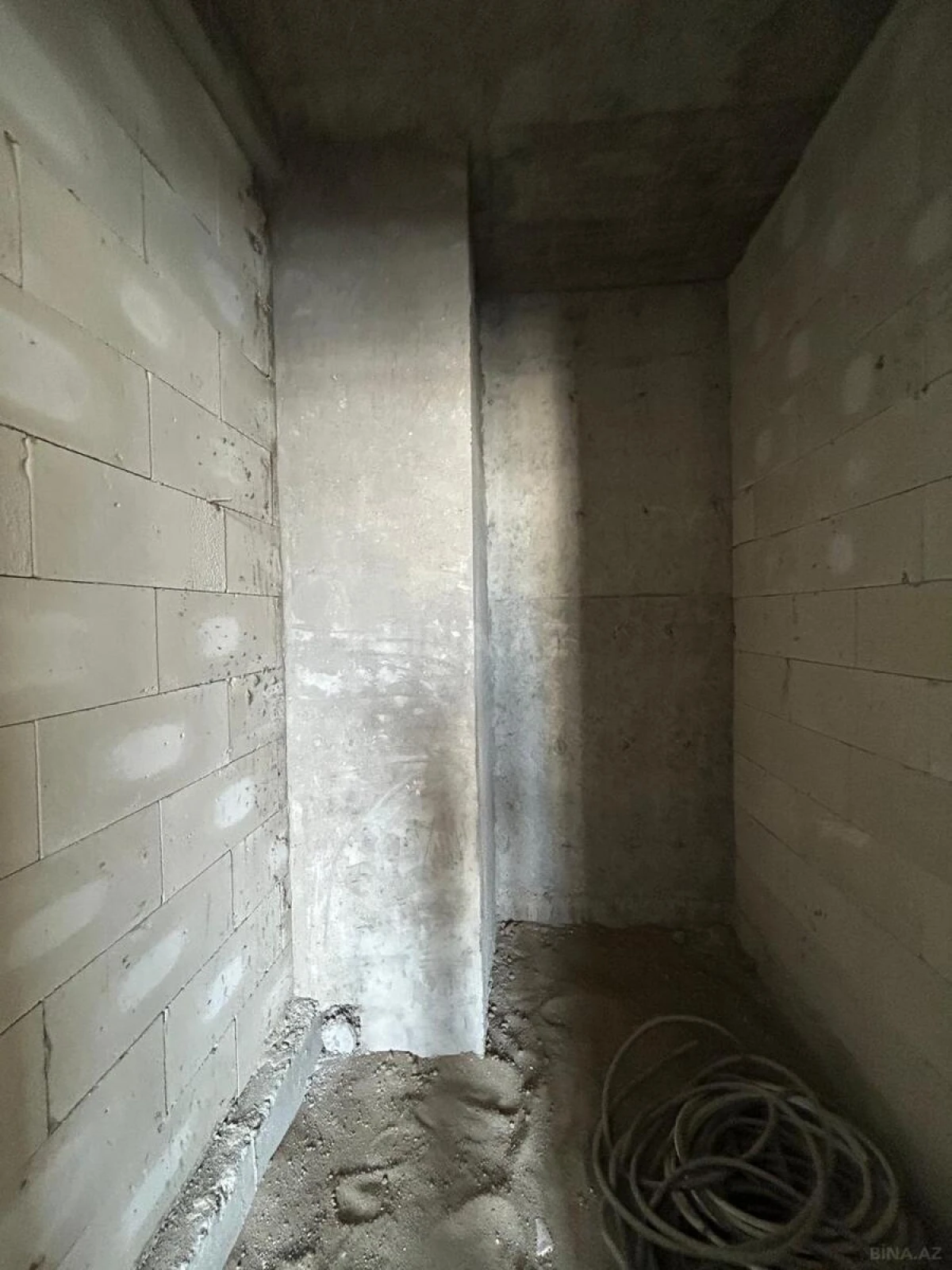 Satılır 3 otaqlı mənzil 123.2 m²