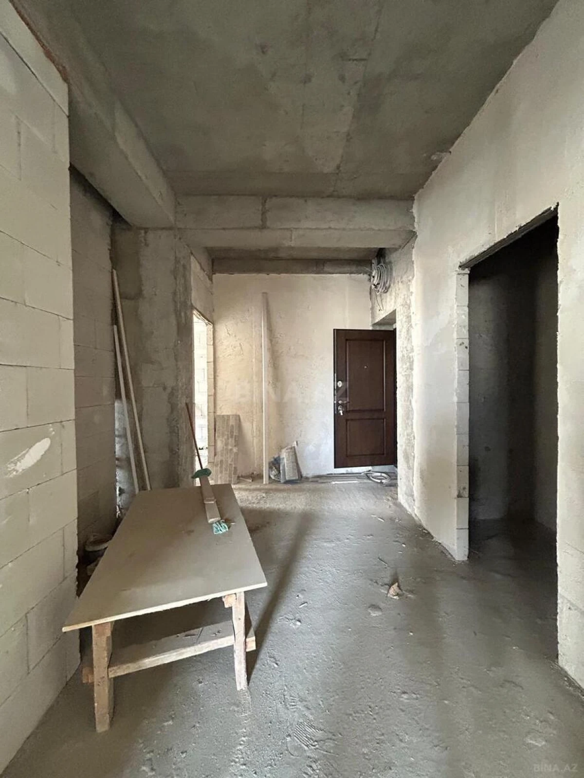 Satılır 3 otaqlı mənzil 123.2 m²