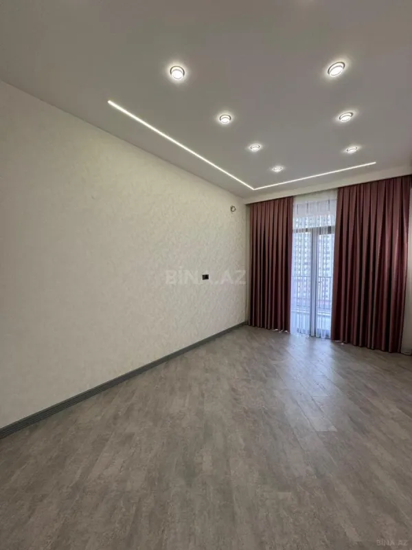 Satılır 2 otaqlı mənzil 66 m²