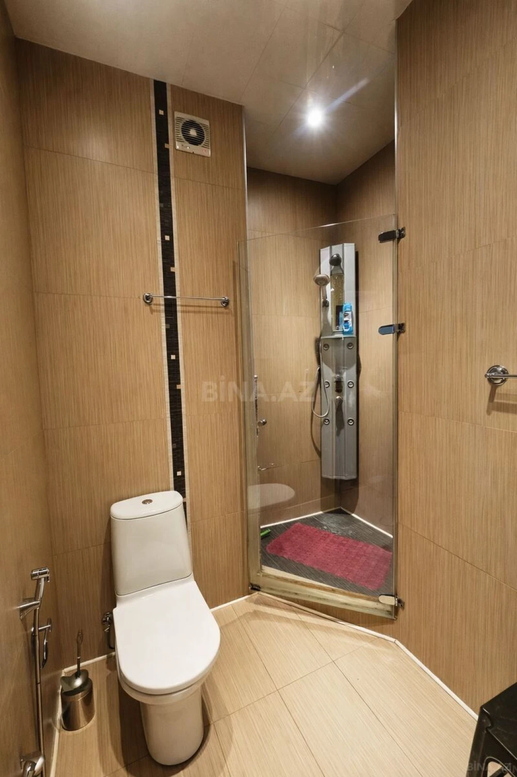 Satılır 3 otaqlı mənzil 186 m²