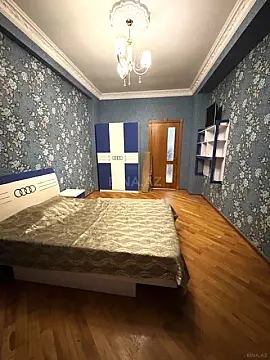 Satılır 3 otaqlı mənzil 127 m²