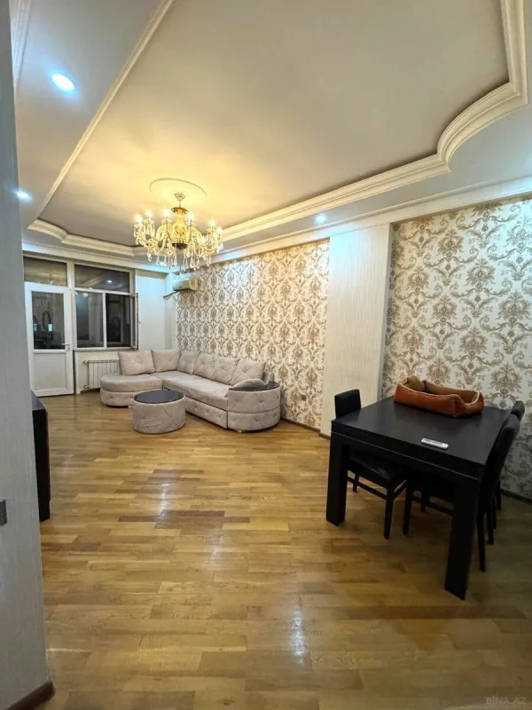 Satılır 3 otaqlı mənzil 127 m²