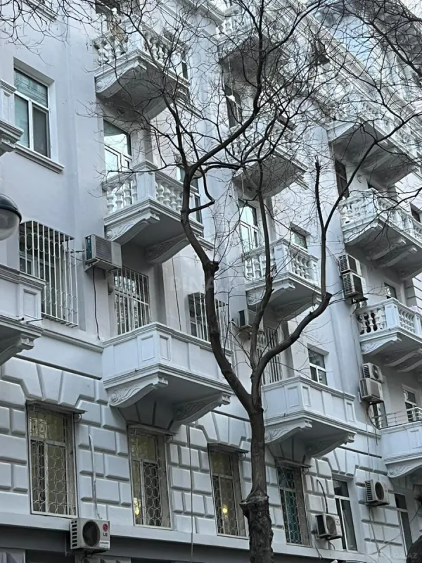 Kirayə verilir 2 otaqlı mənzil 45 m²