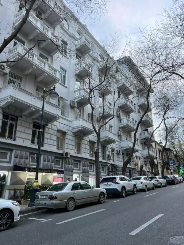 Kirayə verilir 2 otaqlı mənzil 45 m²