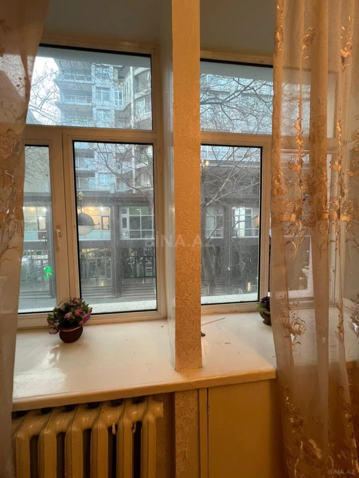 Kirayə verilir 2 otaqlı mənzil 45 m²