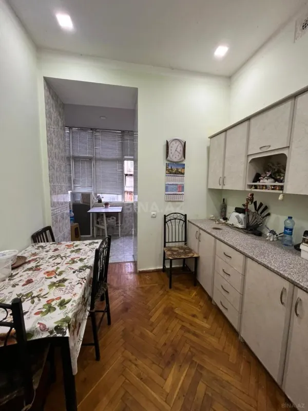 Kirayə verilir 2 otaqlı mənzil 45 m²