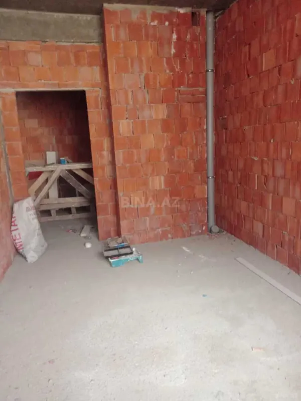 Satılır 3 otaqlı mənzil 120 m²