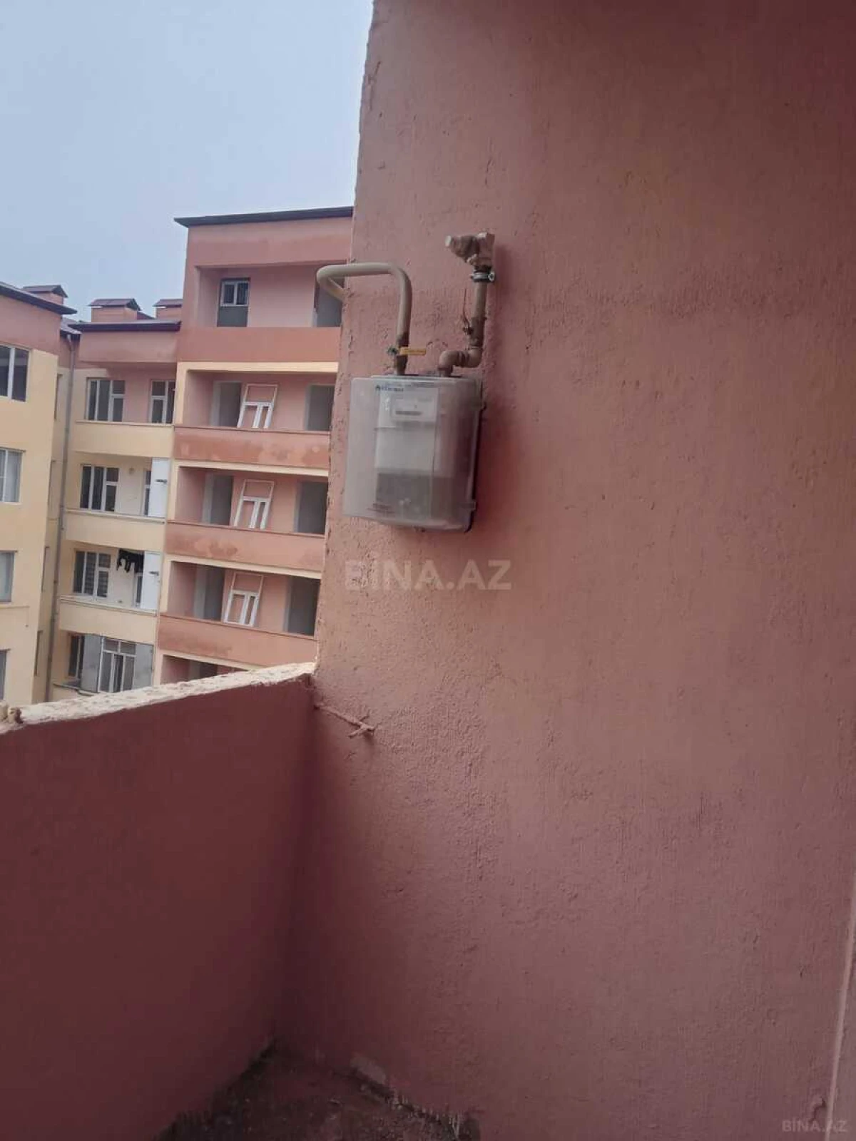 Satılır 3 otaqlı mənzil 120 m²