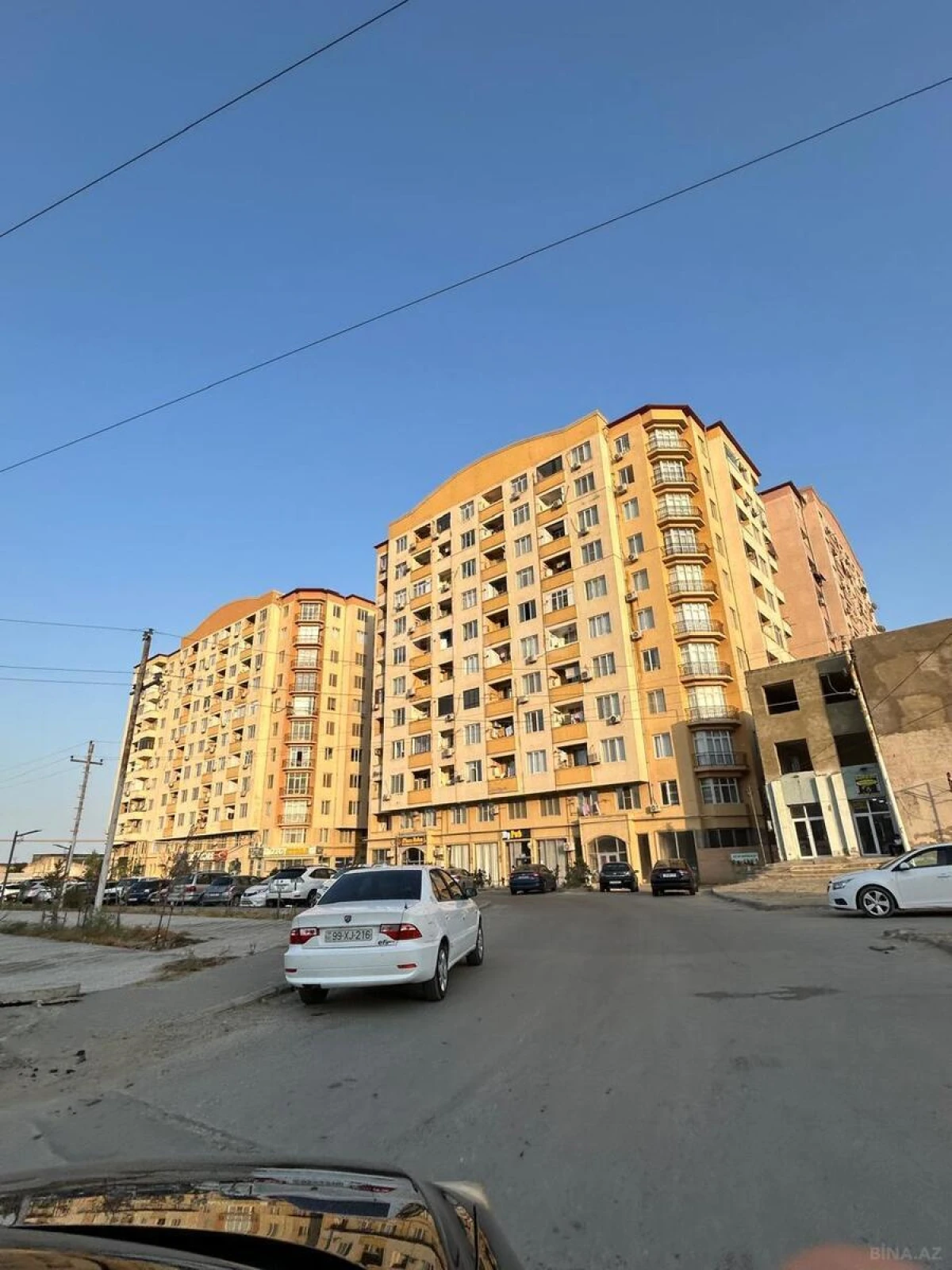 Satılır 3 otaqlı mənzil 120 m²