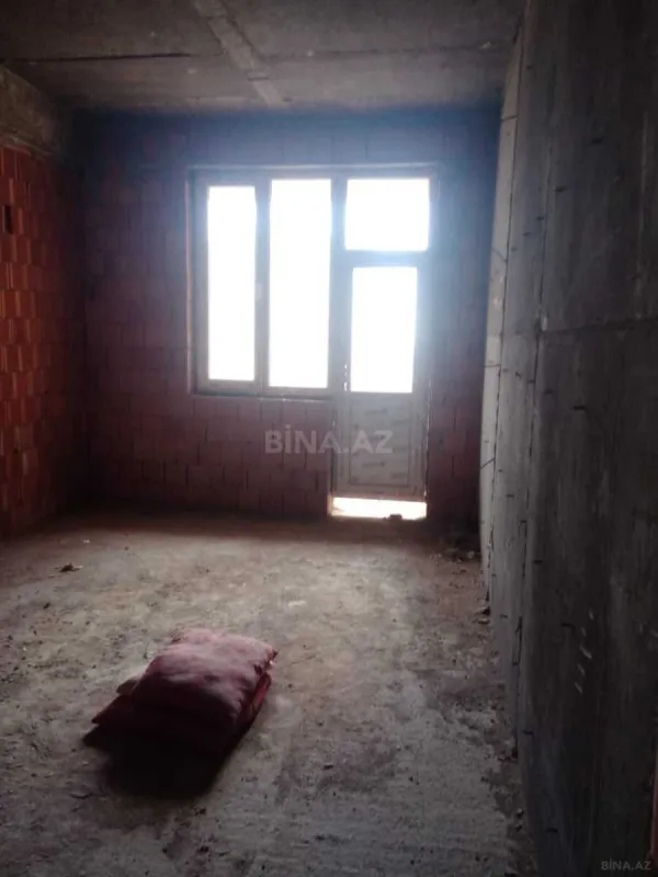 Satılır 3 otaqlı mənzil 120 m²
