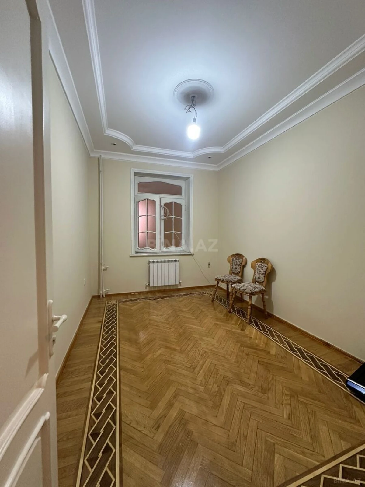 Kirayə verilir 3 otaqlı ofis 70 m²