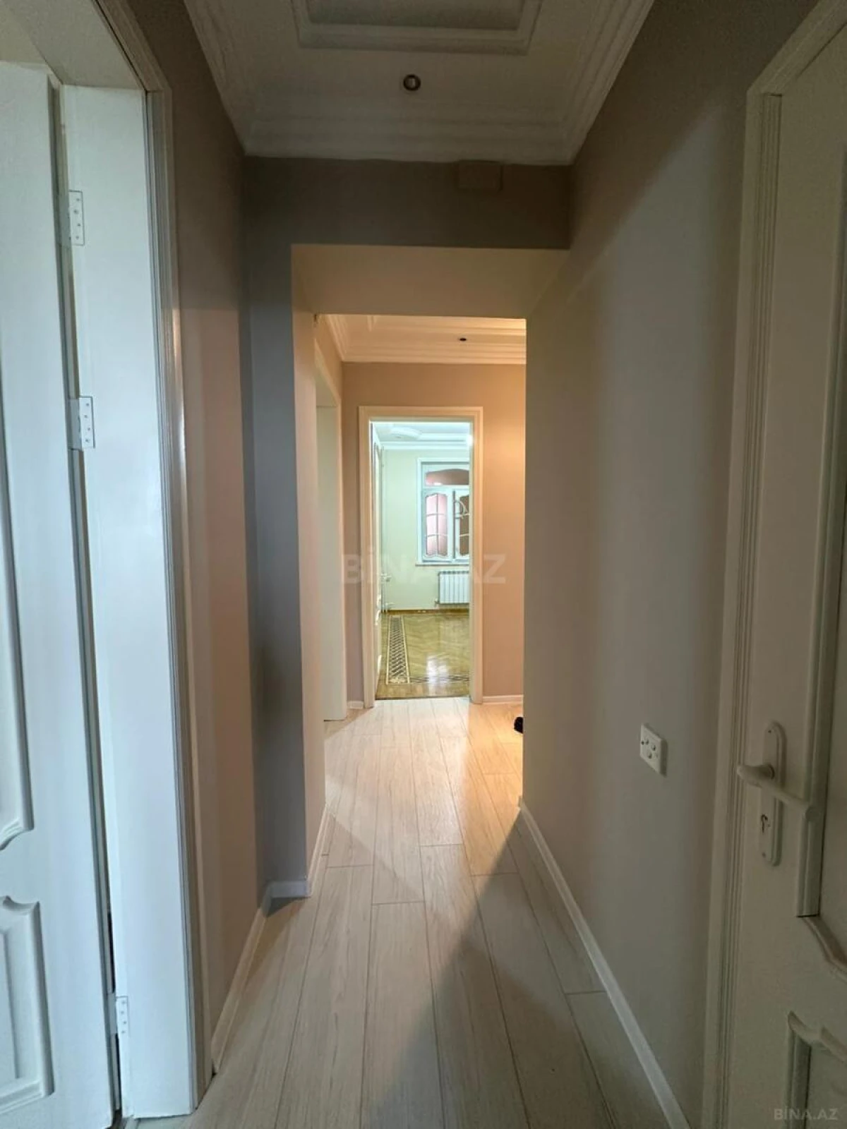 Kirayə verilir 3 otaqlı ofis 70 m²